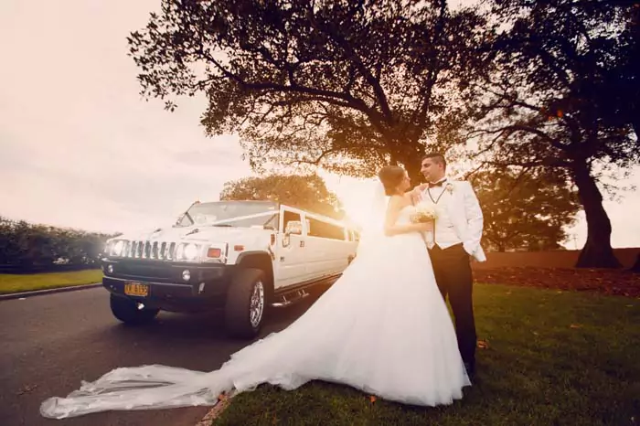 wedding car hire for bride & groom in dubai & abu dhabi