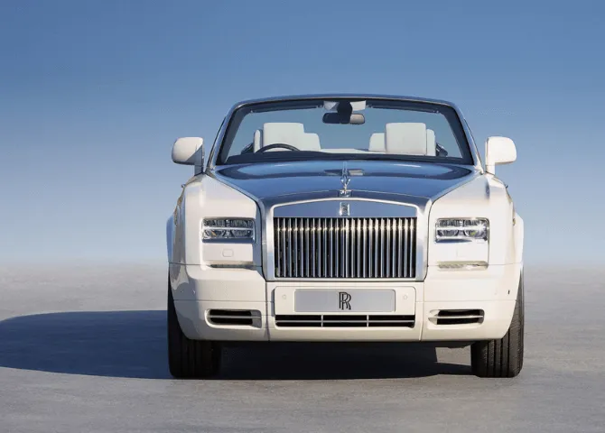 Mighty white Rolls Royce - Available for rent in Dubai