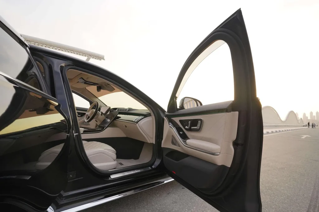 Mercedes-S-500-outside-scaled