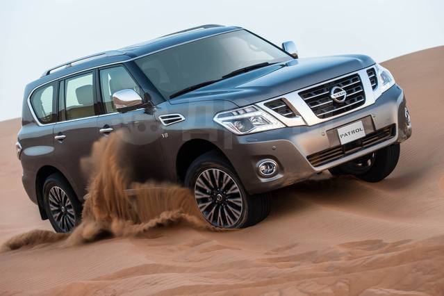 rent-nissan-patrol-desert-trip-dubai